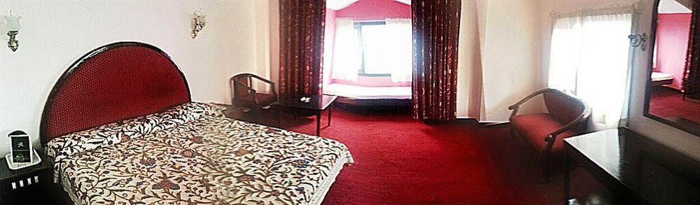 Royal Jardin Whistling Pines Resort Shimla Exterior photo