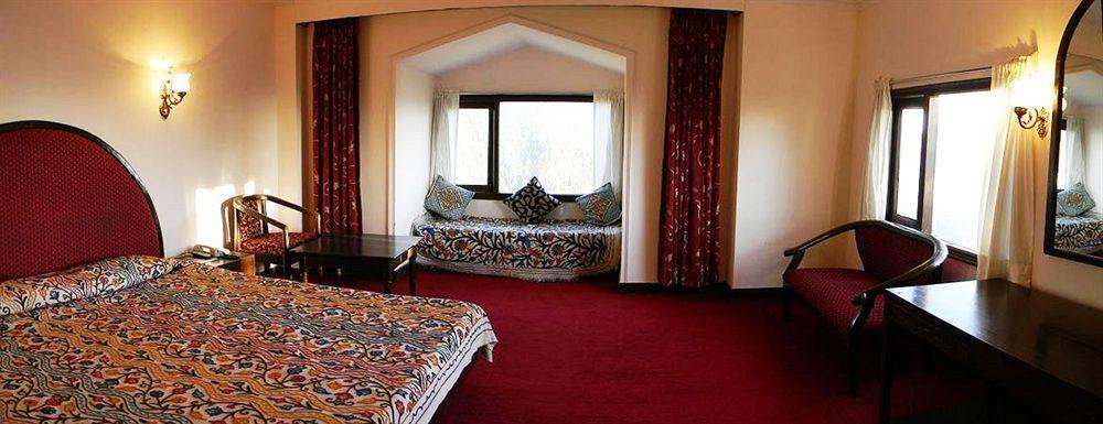 Royal Jardin Whistling Pines Resort Shimla Exterior photo