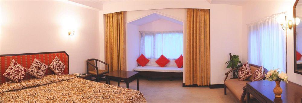 Royal Jardin Whistling Pines Resort Shimla Exterior photo