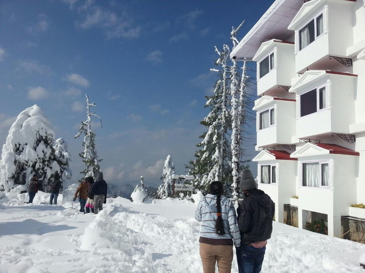 Royal Jardin Whistling Pines Resort Shimla Exterior photo
